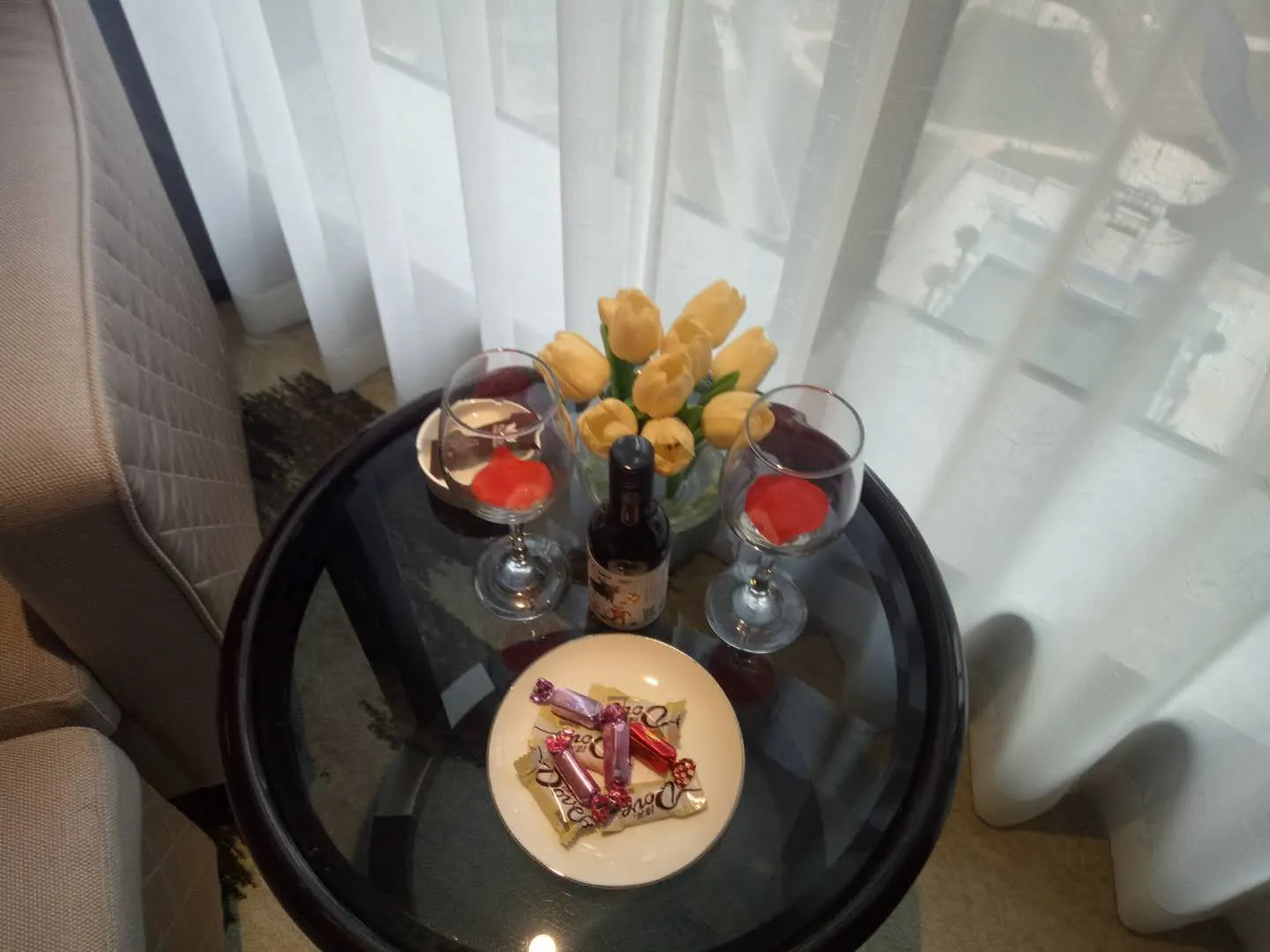 Wellton International Hotel Rooms Photos