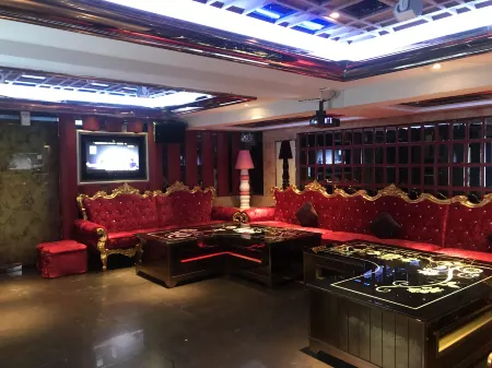 Yiting Business Hotel Отели рядом с достопримечательностью «Quangang Botanical Garden»