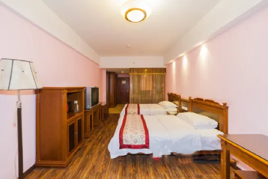 Junyi Hotel (Fuzhou Dongjiekou Metro Station, Sanfang Qixiang)