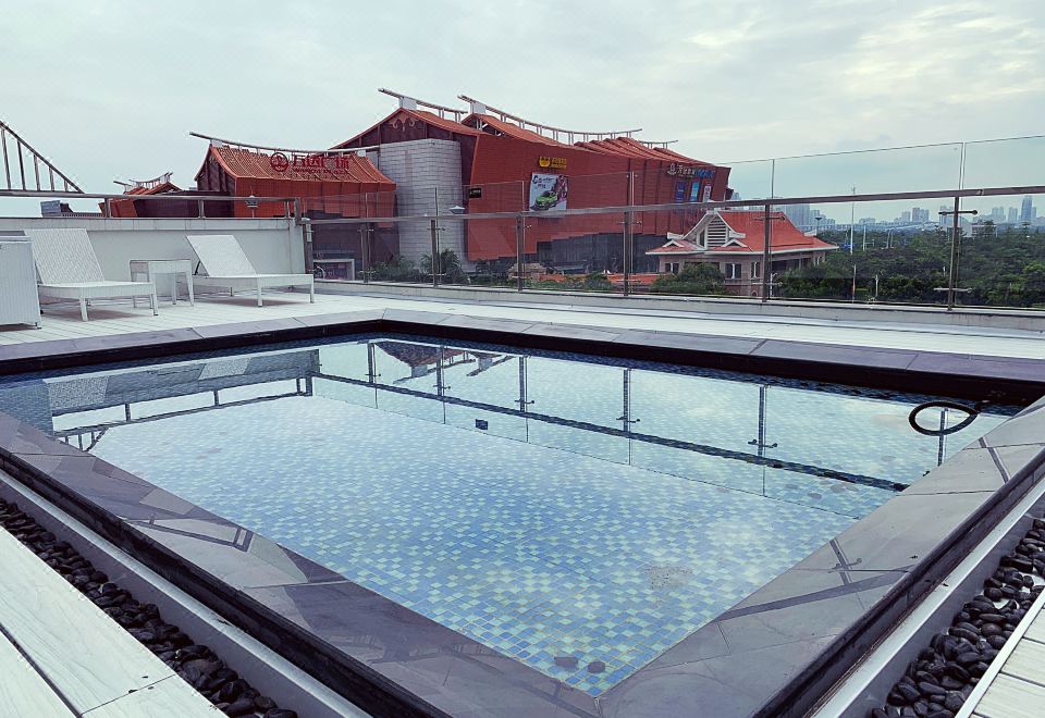 5. 아투어 호텔 샤..