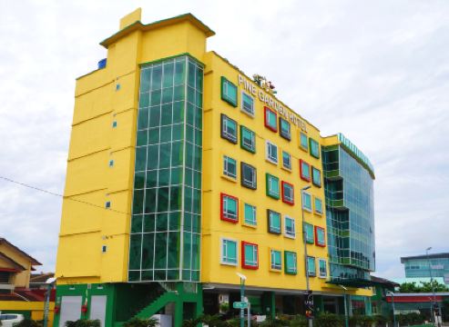Pine Garden Hotel