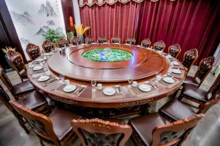 Lanxi Hongda Star Moon Hotel