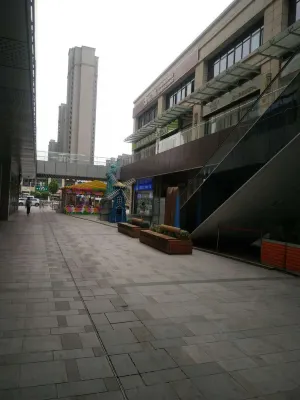 Ibis Hotel (Longxin Plaza, Changjiang South Road, Haimen) In der Nähe des Hotels Photos