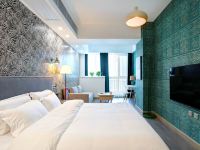 Soft bed设计师公寓(西安文理学院店) - 斑马与卢浮宫复古大床房