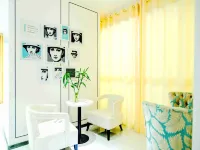 Xana Lite Hotel (Cangxi County Government Jingang International) - parking