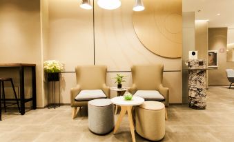 Homeinn · neo (Taiyuan Railway Station Wulongkou East Passenger Station)