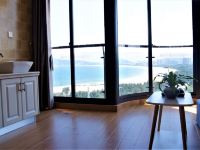 东山天海阁海景公寓酒店 - 弧形简约大床房