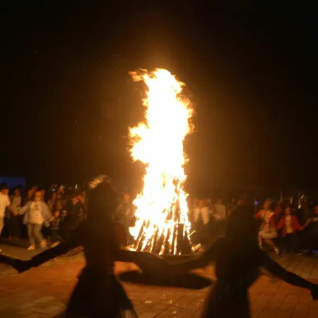 Fengning Defeng Manor