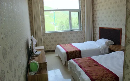 Qilian Ruiqing Farmhouse Hotel