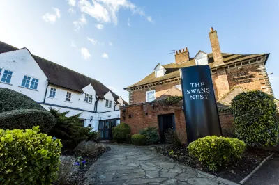 Swan's Nest Hotel Hotels near Shakespeare's Funerary Monument