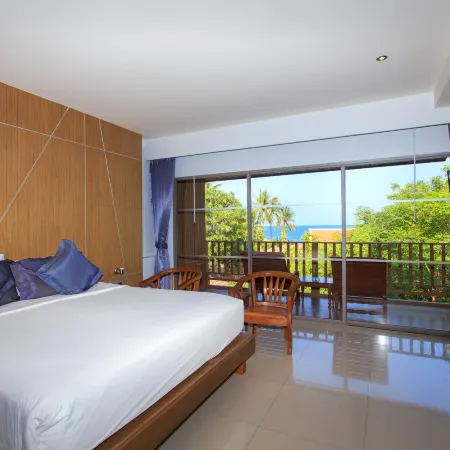 Chaweng Cove Beach Resort