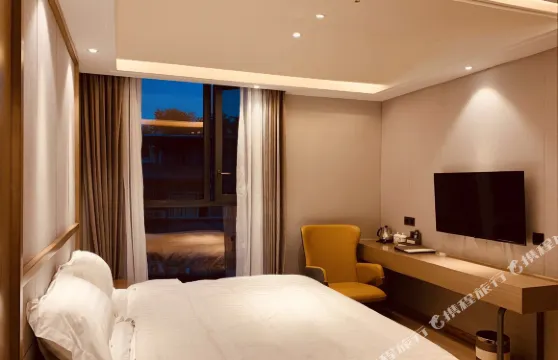 岳池經典酒店（建設路財富中心店）