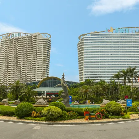 Dongyue Palace Seaview Apartment Country Garden Shili Silver Beach