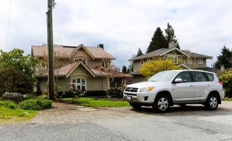 Jacky Wang Homestay - Capilano Suspension Bridge