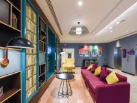 بريمير إن مطار دبي الدولي Hotels near آي فلاي دبي