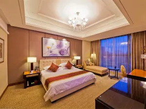 East Lake Hotel