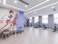 江陰濱江中路體育中心亞朵酒店 江陰酒店