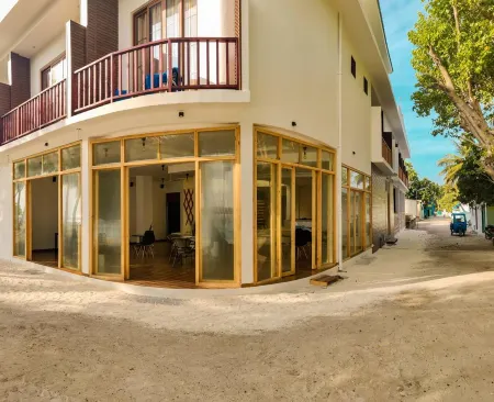 Thundi Village & Spa Отели в г. Kunfunadhoo