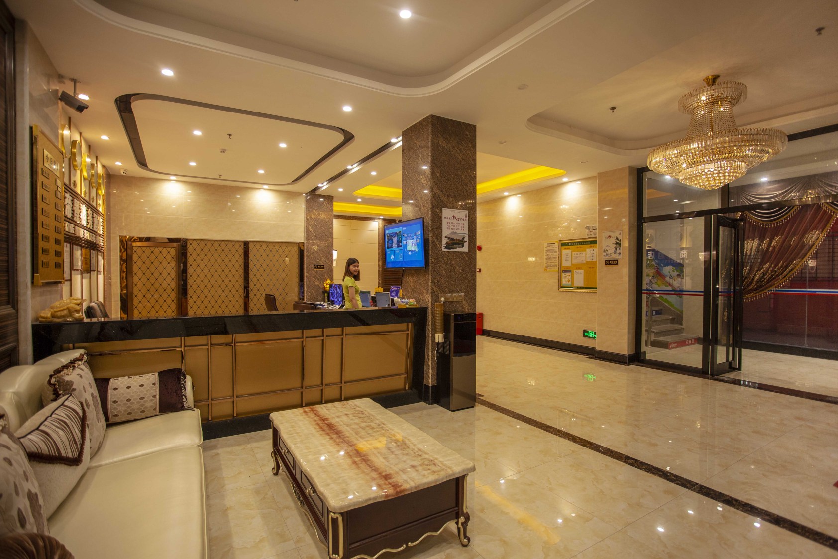 Dijing Business HotelHotel Overview
