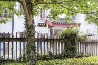 Putuoshan Youjia Inn - Farmhouses