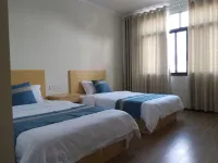 Shizhu Mountain Forest Story Country Inn Hotel in zona Chongqing Qianye Grassland Scenic Spot
