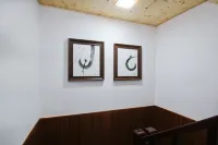 Xi'an Jiexiang Featured Homestay - Inns