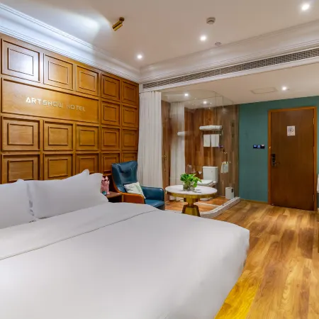 Aishe Space Meian Hotel (Qingdao Wusi Square) Отели рядом с достопримечательностью «Олимпийский парусный центр»