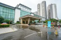 East Hotel - parking