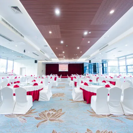 Changguangxi Hotel Отели рядом с достопримечательностью «Город Shuihu»