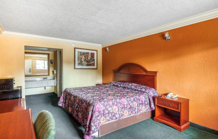 Budget Inn and Suites