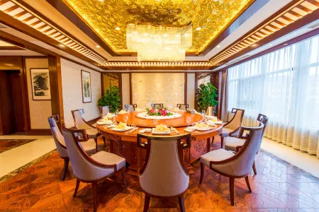 Longshan Hotel Отели в г. Сюйчжоу