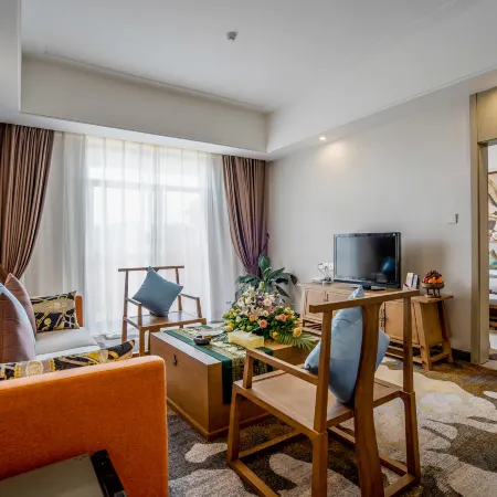 King Land Hotel