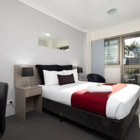 George Hotel Brisbane, Independent Collection by EVT Отели рядом с достопримечательностью «Площадь Анзак»