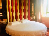 上海晶色时尚宾馆 - 温馨圆床房