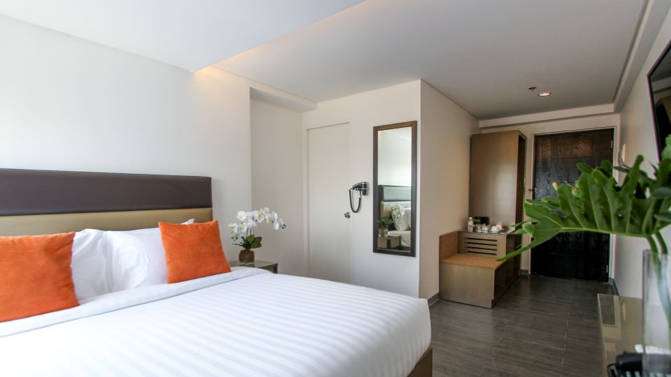 Privato Makati