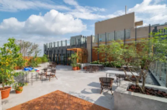 Wuyu Hotel (Chongqing Yuanyang Light Rail Station) Hotels near Chongqing Garden Expo Park