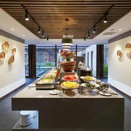 Qingming Shanghe Garden Inn