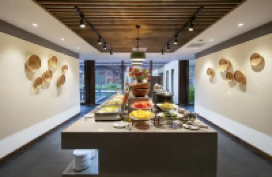 Qingming Shanghe Garden Inn