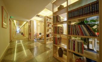 Fuyang Moli Luhua Business Hotel (Fuyang ecological paradise store)