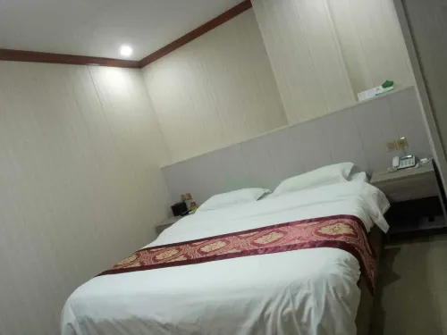 789 Chain Hotel (Taishan Chengxi) - Bãi đậu xe