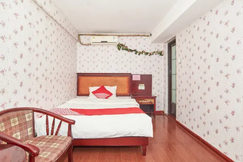 Century Hotel