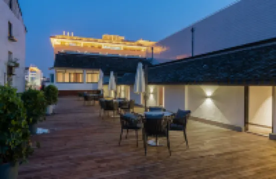 Suzhou Liuxiang Hotel (Guanqian Street Pingjiang Road) Hotels near Pingjiang Road