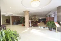 Jinqiao Holiday Business Hotel