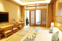 Baihualin Hot Spring Valley Hotel