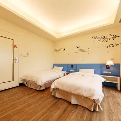 Backpackers Inn Hotels near Kinmen Old Street