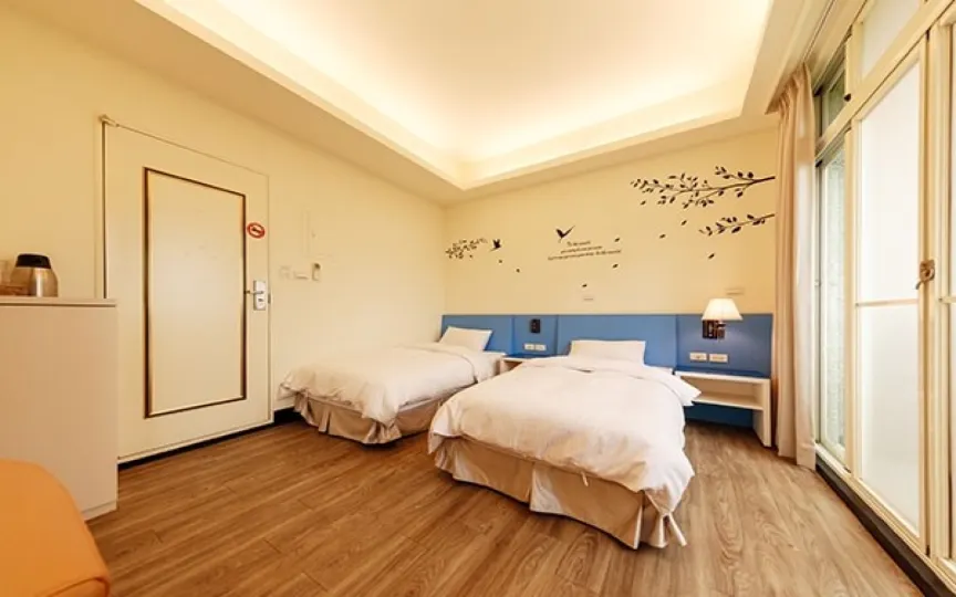 Backpackers Inn