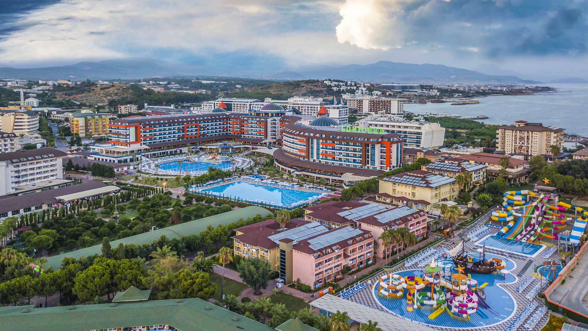 Lonicera World Resort Spa Hotel