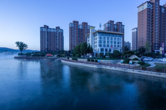 途客中国酒店(平阴香格里店)