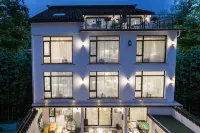 Lanhu Xiaozhu Hostel Hotels near Dongshan Shopping Mall