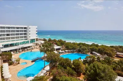 Grecian Bay Hotels in 
